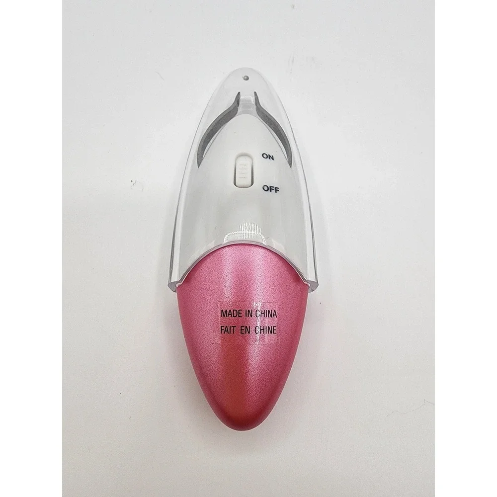 Avon Magnifying Light Up Tweezer Pink LED Beauty Tool New In Box